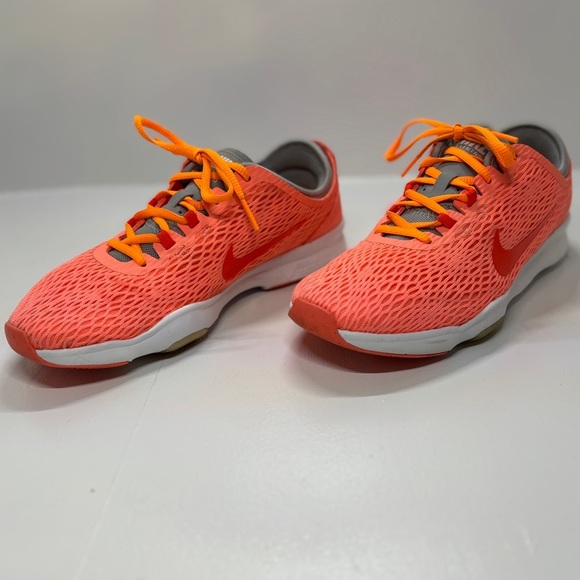 Nike Shoes - NIKE ZOOM FIT WOMEN'S BRIGHT CRIMSON/LAVA GLOW TRAINING SHOES SZ 6